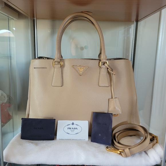 Prada SOLD!!! - Picture 1 of 14